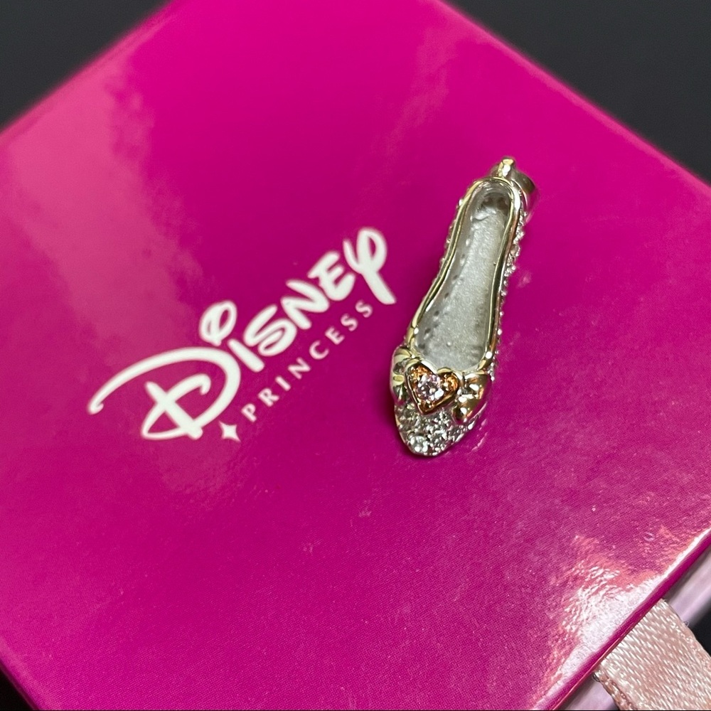 Cinderella Shoe Crystal Pendant w/ Pink Stone